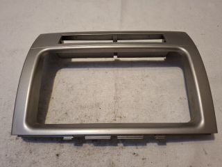 bontott TOYOTA COROLLA VERSO Rádió / CD Keret