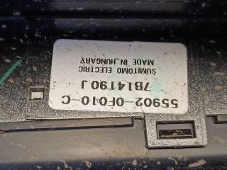 bontott TOYOTA COROLLA VERSO Rádió / CD