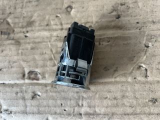 bontott TOYOTA COROLLA VERSO Start / Stop Indító Gomb