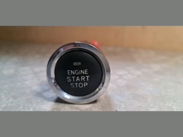 bontott TOYOTA COROLLA VERSO Start / Stop Indító Gomb