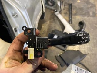 bontott TOYOTA COROLLA VERSO Tempomat Kar (Magában)