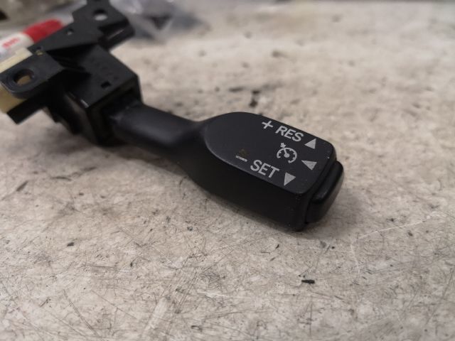 bontott TOYOTA COROLLA VERSO Tempomat Kar (Magában)