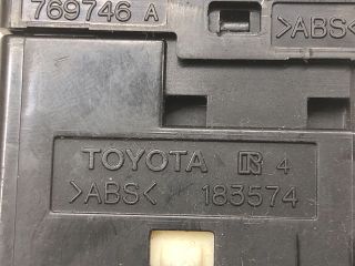 bontott TOYOTA COROLLA VERSO Tükör Kapcsoló