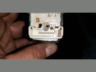 bontott TOYOTA COROLLA VERSO Tükör Kapcsoló