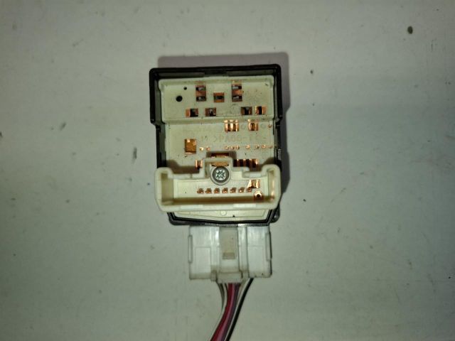 bontott TOYOTA COROLLA VERSO Tükör Kapcsoló