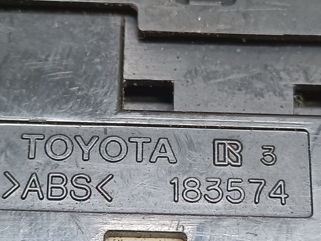 bontott TOYOTA COROLLA VERSO Tükör Kapcsoló