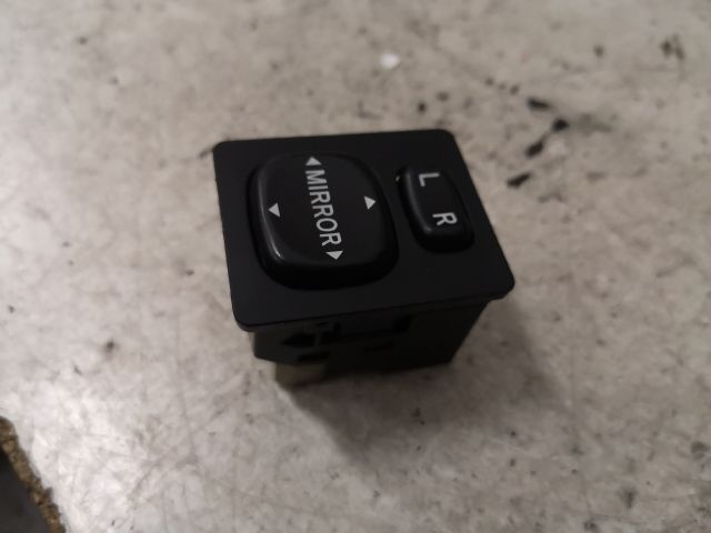 bontott TOYOTA COROLLA VERSO Tükör Kapcsoló