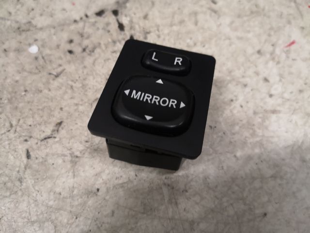 bontott TOYOTA COROLLA VERSO Tükör Kapcsoló
