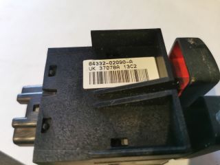 bontott TOYOTA COROLLA Vészvillogó Kapcsoló