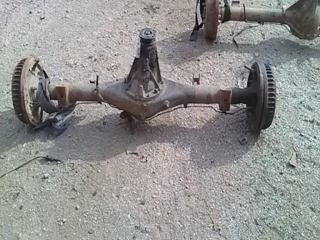 bontott TOYOTA DYNA Hátsó Híd (Dobfékes)