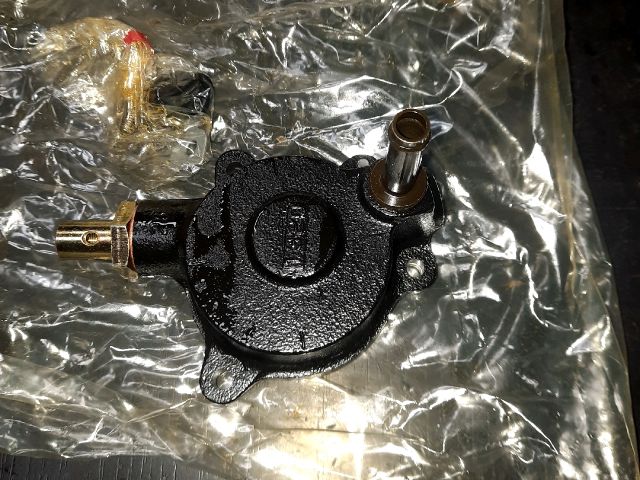 bontott TOYOTA DYNA Vákumpumpa