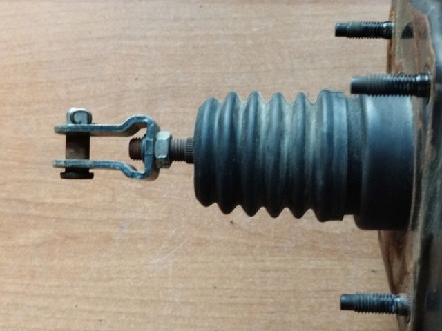 bontott TOYOTA DYNA Fékrásegítő