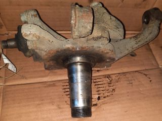 bontott TOYOTA DYNA Jobb első Csonkállvány