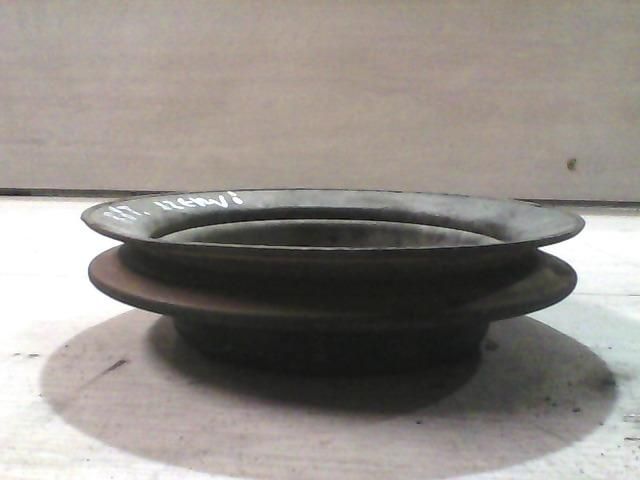 bontott TOYOTA DYNA Szíjtárcsa