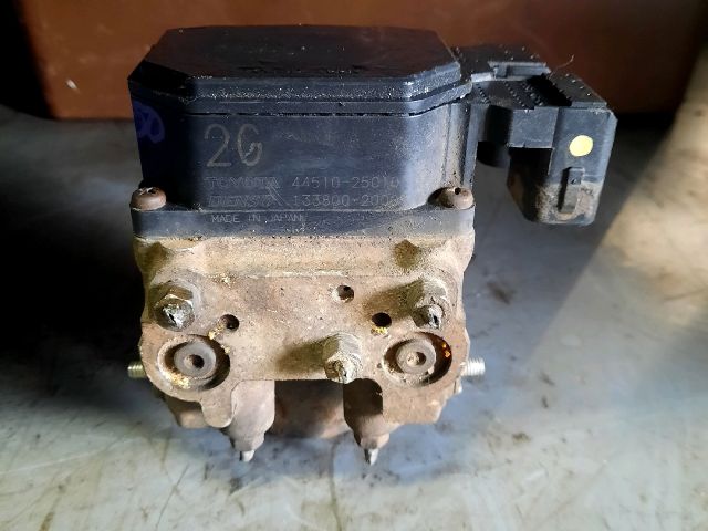 bontott TOYOTA DYNA ABS Kocka