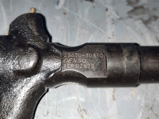 bontott TOYOTA DYNA Porlasztó (1 db)