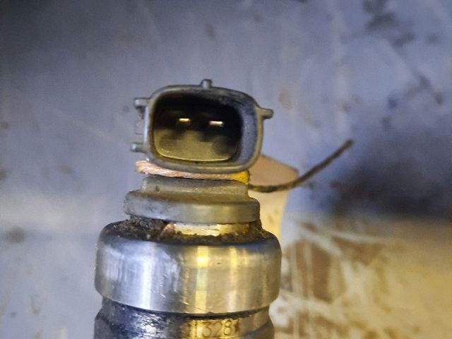 bontott TOYOTA DYNA Porlasztó (1 db)