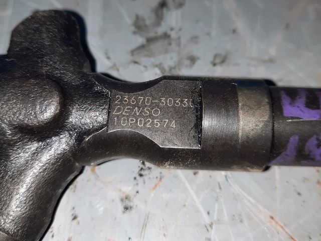 bontott TOYOTA DYNA Porlasztó (1 db)