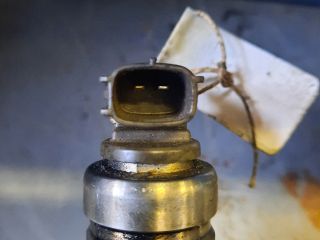 bontott TOYOTA DYNA Porlasztó (1 db)