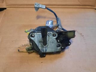 bontott TOYOTA DYNA Bal első Ajtózár