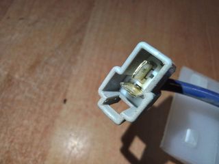 bontott TOYOTA DYNA Fékfolyadék Tartály