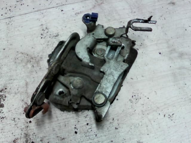 bontott TOYOTA DYNA Jobb első Ajtózár