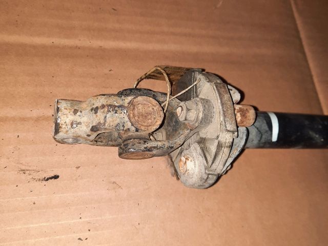 bontott TOYOTA DYNA Kormánykardán