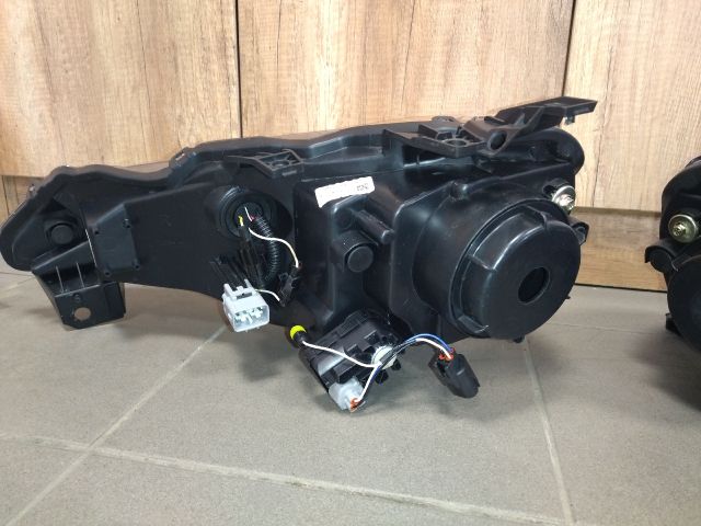 bontott TOYOTA GT 86 Fényszóró Pár