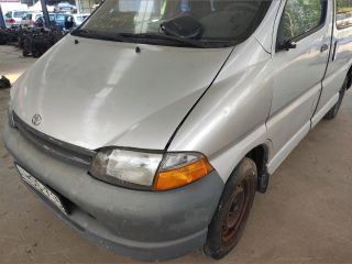 bontott TOYOTA HIACE Biztosítéktábla Motortér