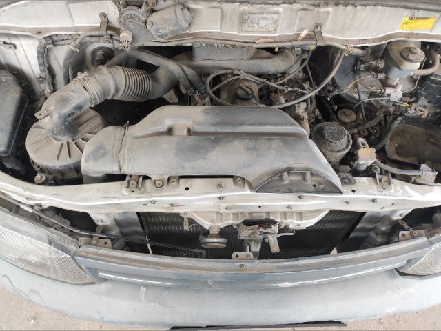 bontott TOYOTA HIACE Homlokfal (Üres lemez)