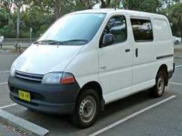 bontott TOYOTA HIACE Tankbetöltő Cső (Fém)