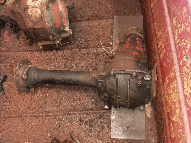 bontott TOYOTA HIACE Első Differenciálmű