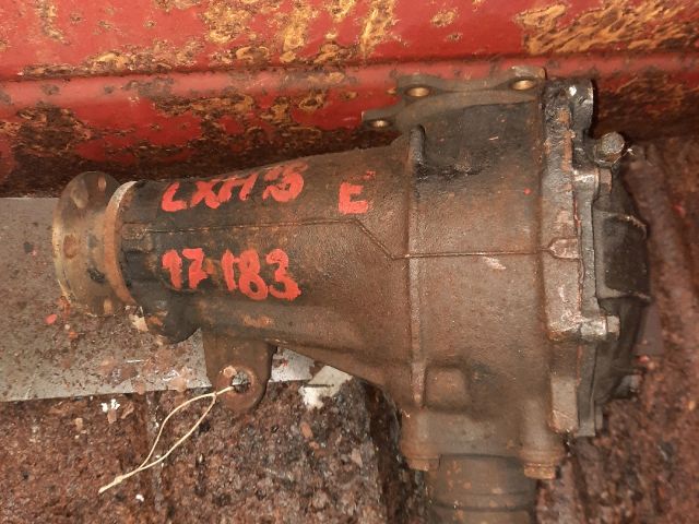 bontott TOYOTA HIACE Első Differenciálmű