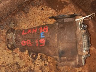 bontott TOYOTA HIACE Első Differenciálmű