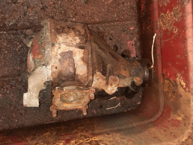 bontott TOYOTA HIACE Hátsó Differenciálmű