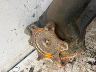 bontott TOYOTA HIACE Első Differenciálmű