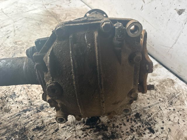 bontott TOYOTA HIACE Első Differenciálmű