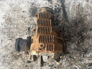 bontott TOYOTA HIACE Hátsó Differenciálmű