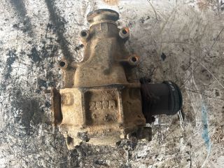 bontott TOYOTA HIACE Hátsó Differenciálmű