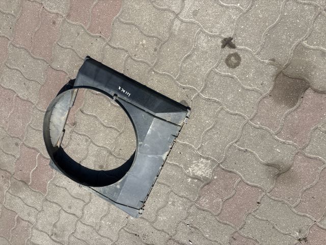 bontott TOYOTA HIACE Hűtőventilátor Keret