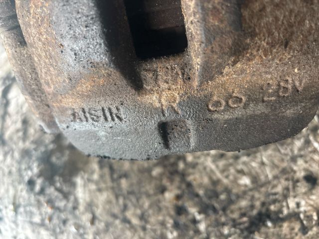 bontott TOYOTA HIACE Jobb első Kerékagy