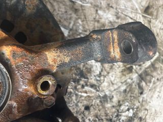 bontott TOYOTA HIACE Jobb első Kerékagy