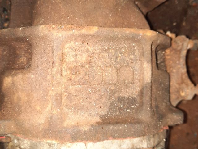 bontott TOYOTA HIACE Hátsó Differenciálmű