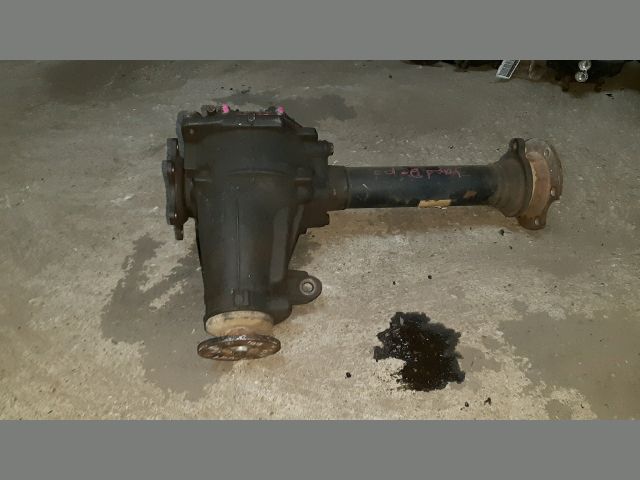 bontott TOYOTA HIACE Első Differenciálmű