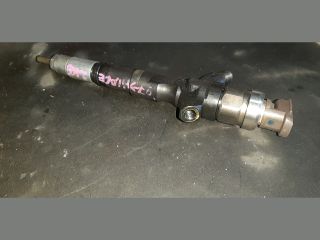 bontott TOYOTA HIACE Porlasztó (1 db)