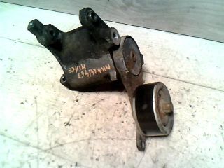 bontott TOYOTA HIACE Szíjfeszítő Görgő