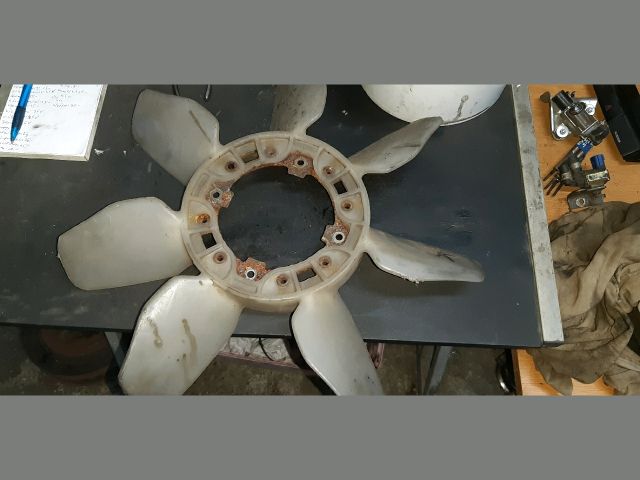 bontott TOYOTA HIACE Viszkóventilátor Hűtőventilátor