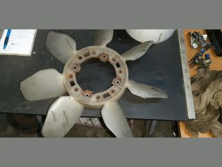 bontott TOYOTA HIACE Viszkóventilátor Hűtőventilátor