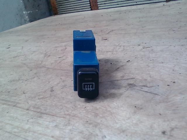 bontott TOYOTA HIACE Ablakfűtés Kapcsoló