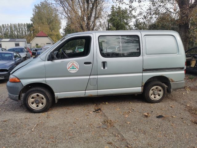 bontott TOYOTA HIACE Bal első Ajtó (Részeivel)